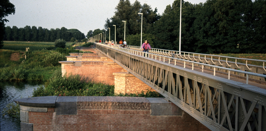 Fietsend ‘de pracht van De Langstraat’ ontdekken in vier etappes