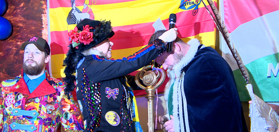 Burgemeester Heusden overhandigde sleutels aan Carnavalsprinsen