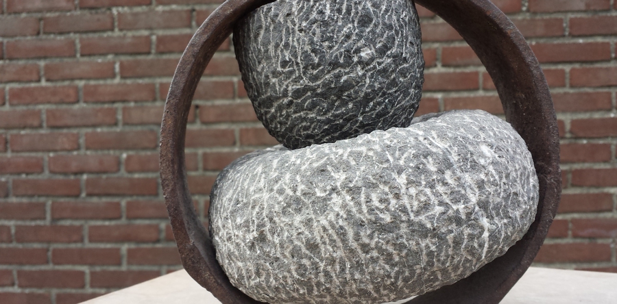 Beeldhouder Anja van Unen gastexposant bij Hedendaagse Kunst Waalwijk