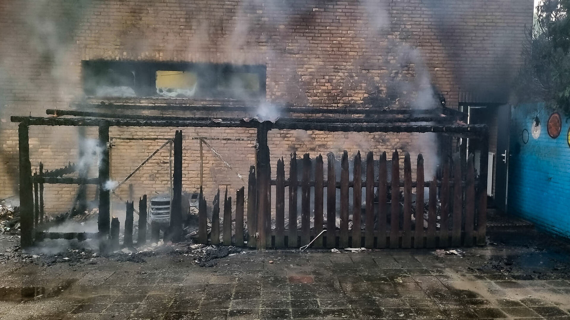 Politie onderzoekt brandstichting bij de Tovertuin en St Jansschool