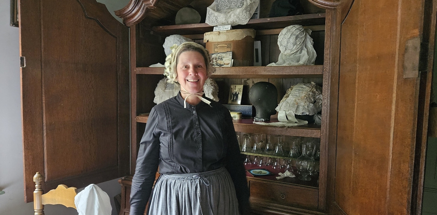 Boerderijbewoonster Marie niet blij met nieuwbouwplannen (Video)