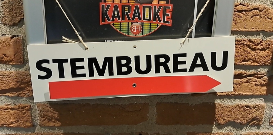 Stemmen voor Europees Parlement in Waalwijk (Video)