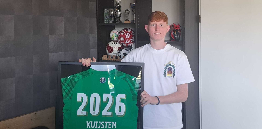Eerste profcontract bij PSV voor Stijn Kuijsten (16): ‘Voelt speciaal’