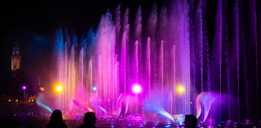 Watershow Aquanura krijgt ‘Bakens van Licht’