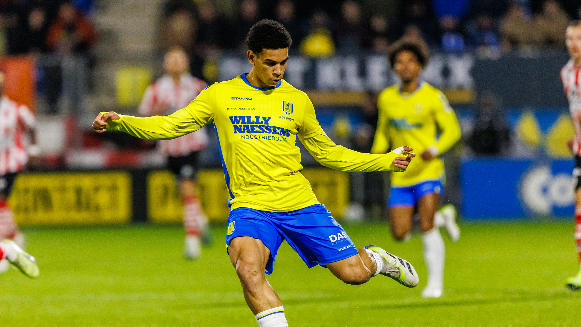Shawn Adewoye completeert transfer naar Fortuna Sittard