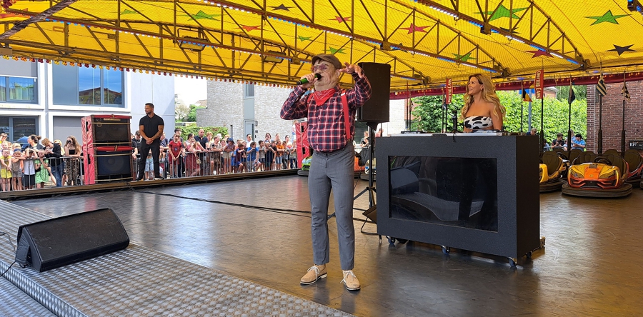 Boer Harm op de Kaatsheuvelse Kermis (Video)