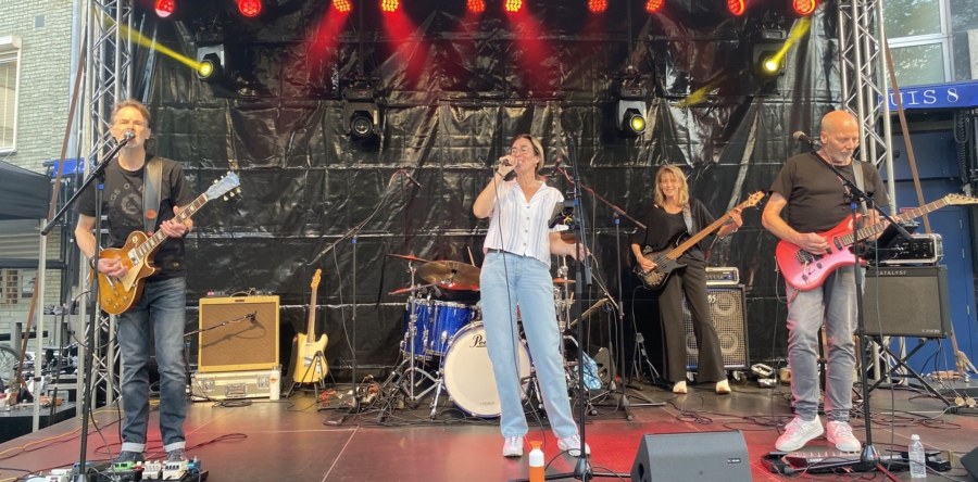 Bandjes in de stad (Video)