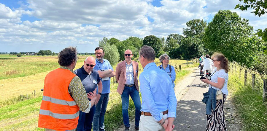 Gemeenteraad op visite in Hedikhuizen: ‘groot succes’
