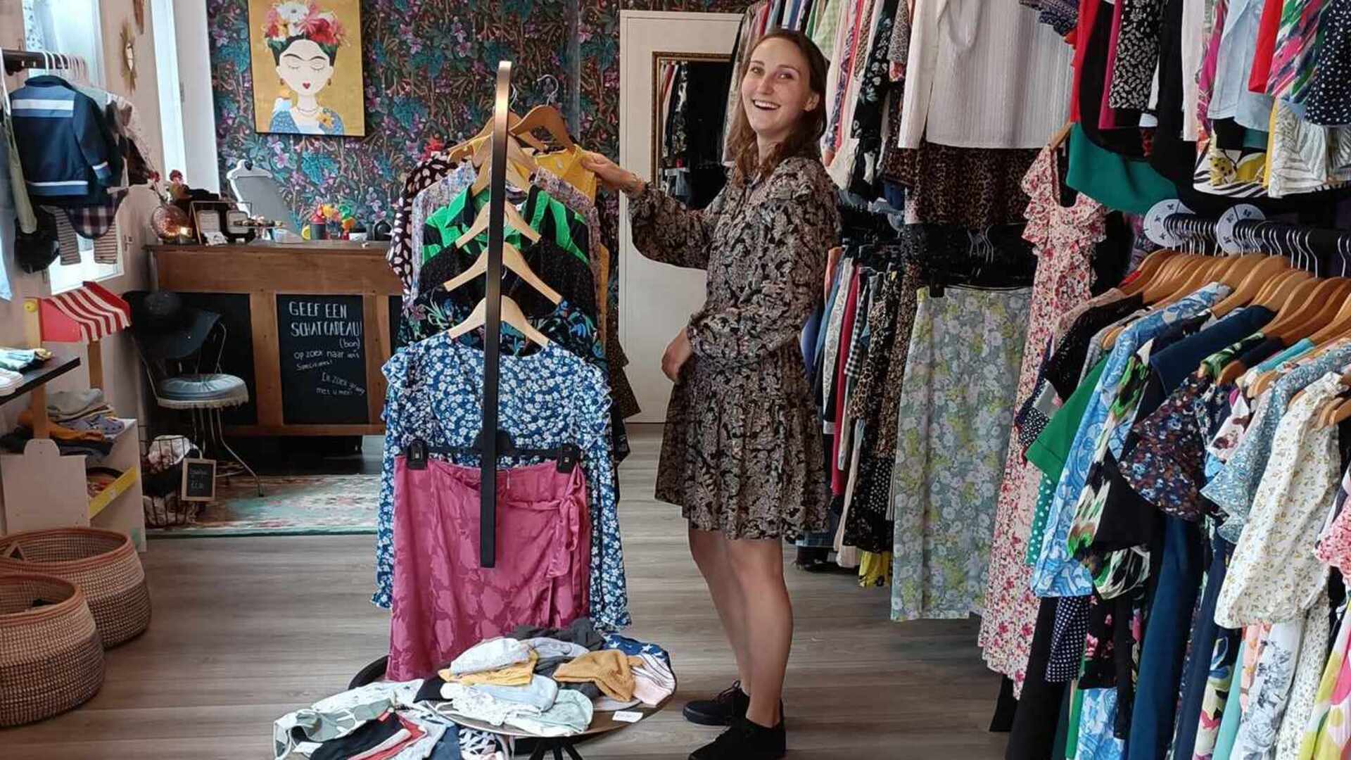Marit opent tweedehands kledingwinkel in Dongen: "knus en gezellig"