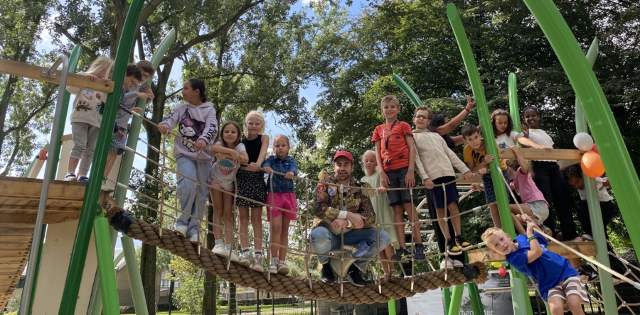 Feestelijke opening gemeentelijke speeltuin (Video)