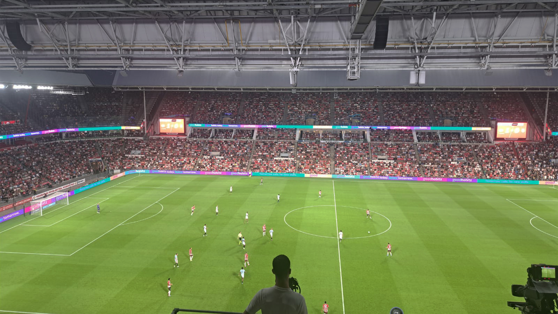 RKC Waalwijk verliest eerste wedstrijd van het seizoen kansloos