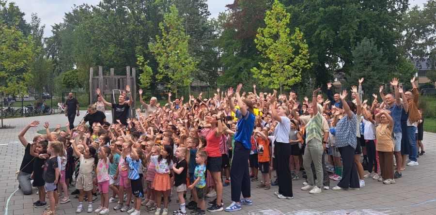 50-jarig jubileum basisschool Pater van der Geld in Waalwijk (Video)