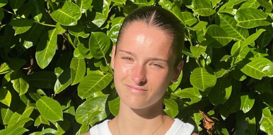 Kiki is geopereerd in Málaga: ‘Ik wil pijnvrij zijn’