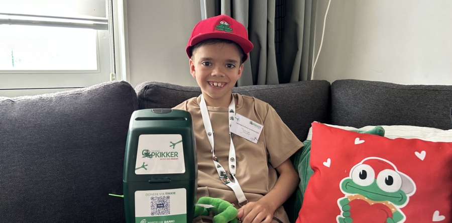 Jase (9) collecteert voor Stichting Opkikker (Video)