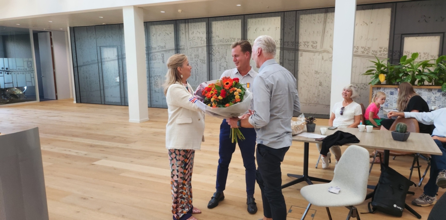 Richard van Riel ontvangt koninklijke onderscheiding (Video)
