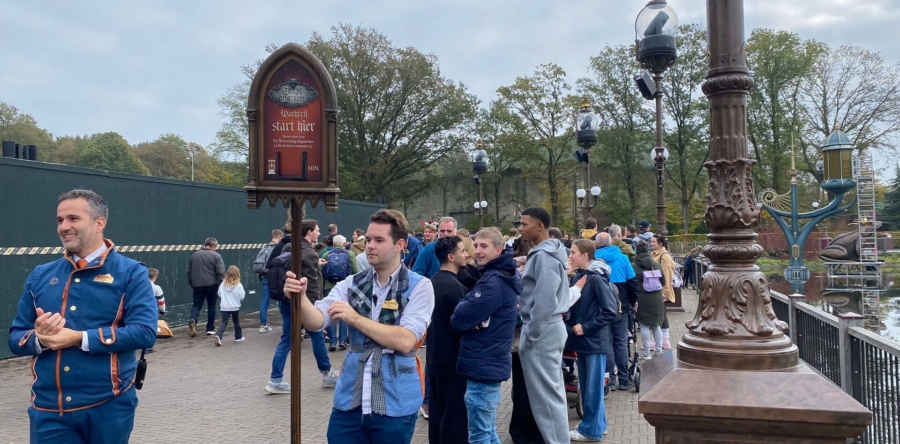 Uren wachten voor ritje in Danse Macabre op openingsdag