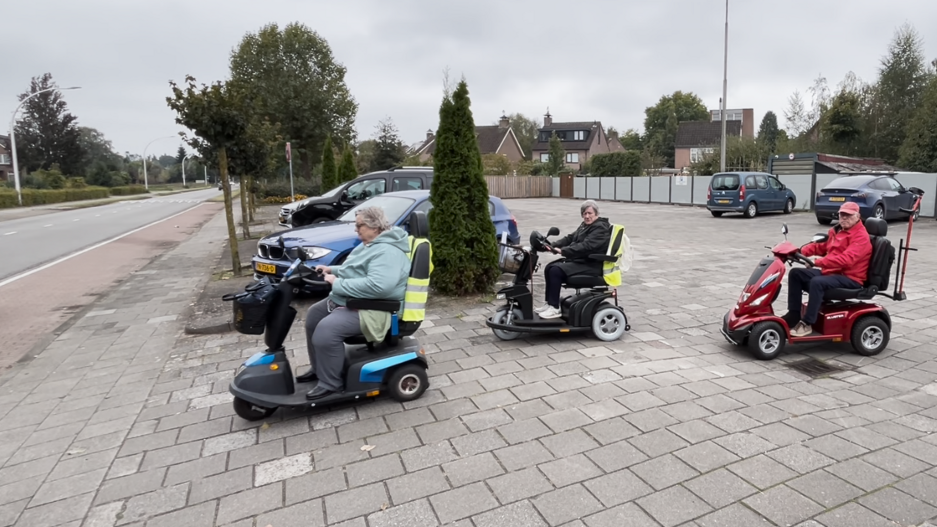 Scootmobielcursus voor ouderen (Video)
