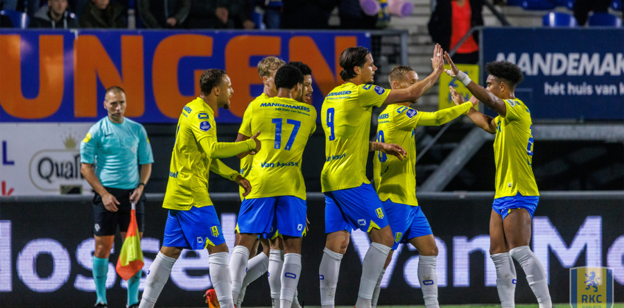 RKC Waalwijk heeft aan goals in eerste helft genoeg en bekert verder