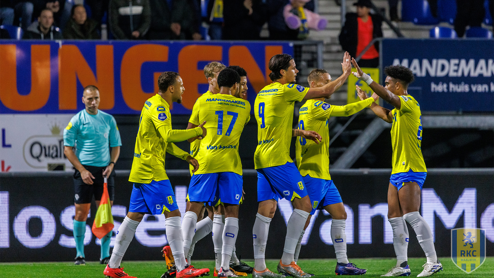 RKC Waalwijk heeft aan goals in eerste helft genoeg en bekert verder