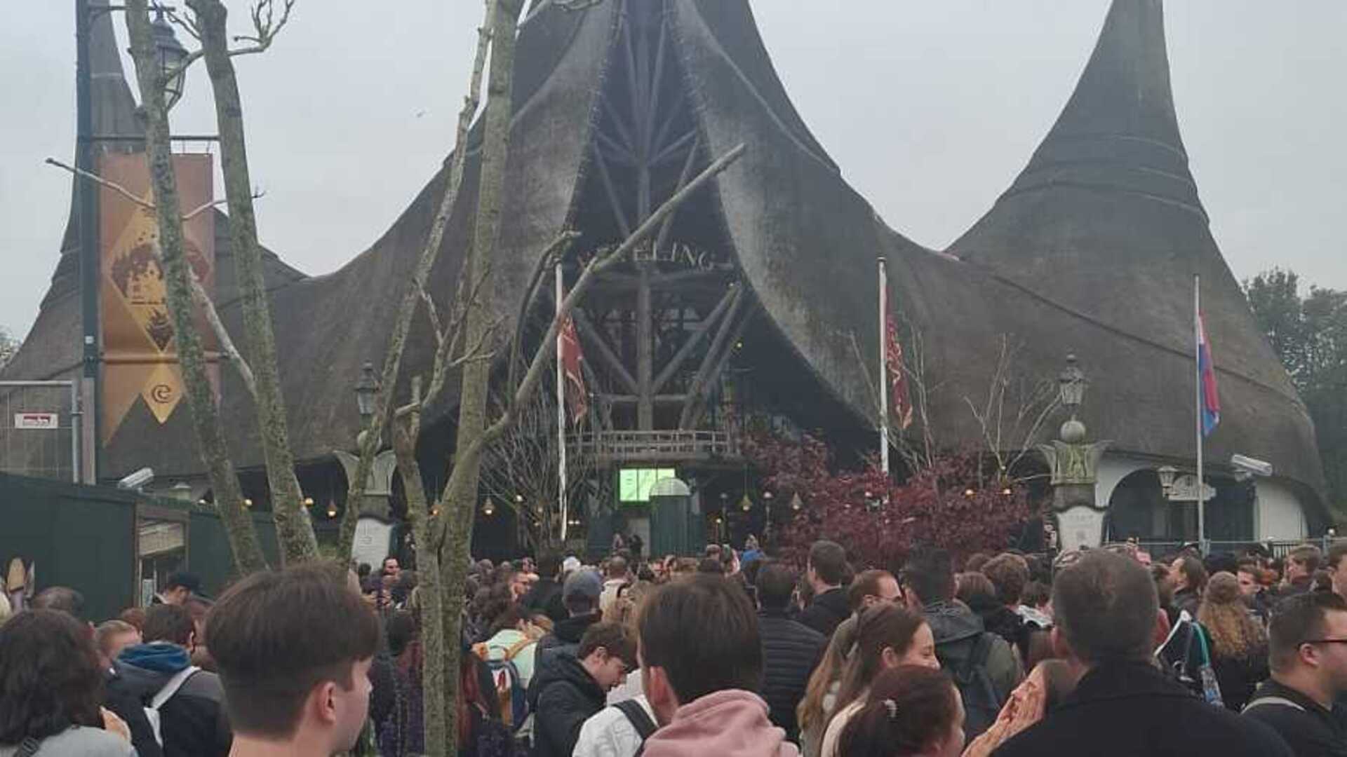 Files in woonwijken gevolg van megadrukte Efteling