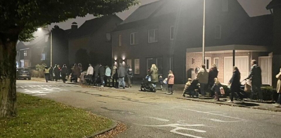 Mikz haalt geld op voor Villa Pardoes met lampionnenoptocht