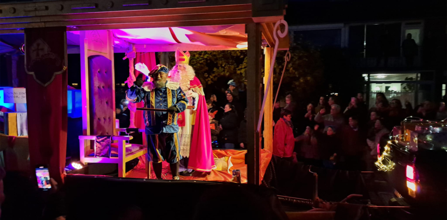 Lichtjesintocht Kaatsheuvel ondanks kou drukbezocht