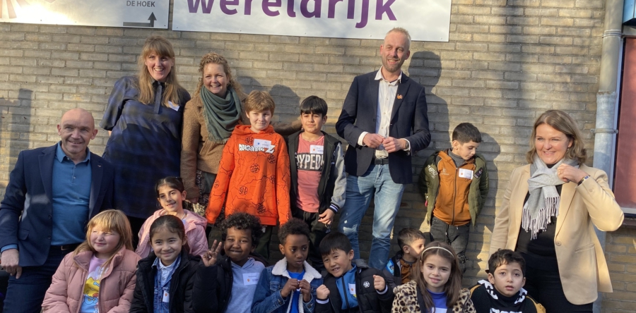 Officiële opening van Taalschool Wereldwijk druk bezocht (Video)