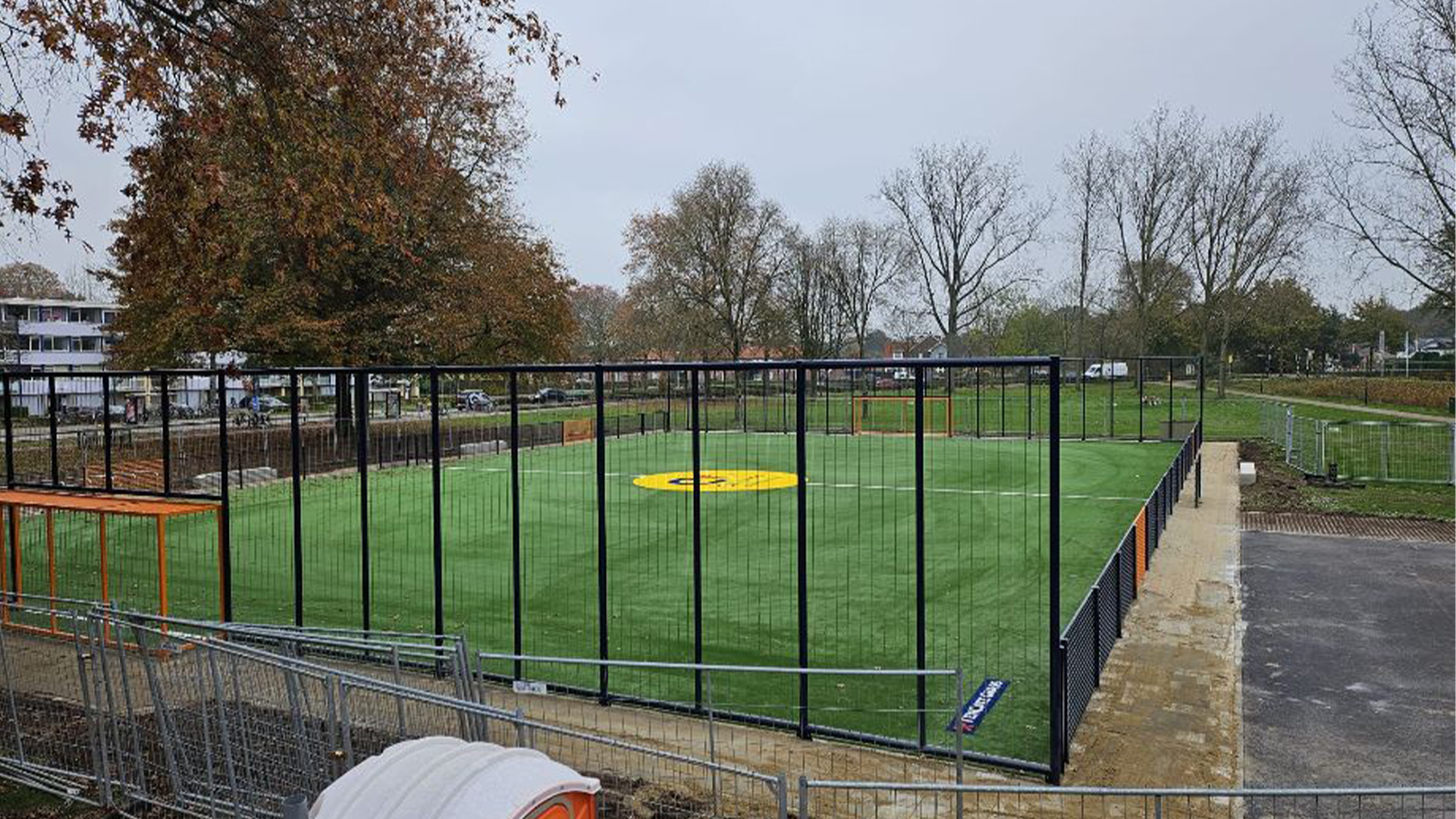 Grondige onderhoudsbeurt aan Cruyff Court afgerond