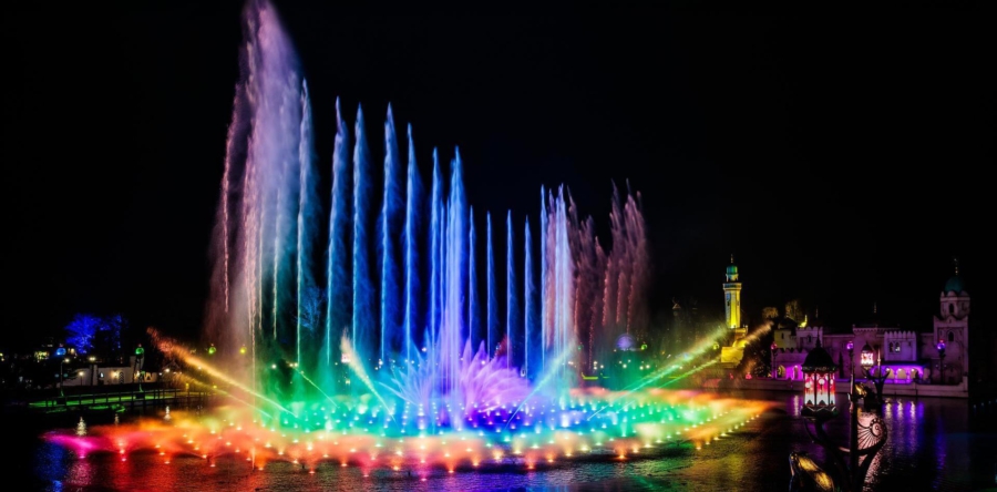 Spetterende première nieuwe watershow Efteling Symphonica