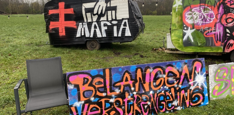 Protestcaravans tegen uitrit EuroParcs (Video)