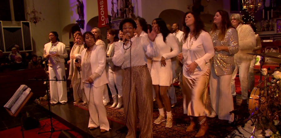 Langstraat TV blikt terug op mooie Kerstklokkenloop Loon op Zand