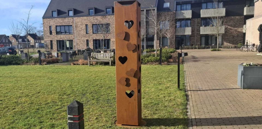 Nieuw monument herdenkt slachtoffers van V1-ramp in Kaatsheuvel