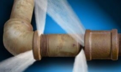 Gaslek aan de Wijnruitstraat in Waalwijk door graafwerkzaamheden