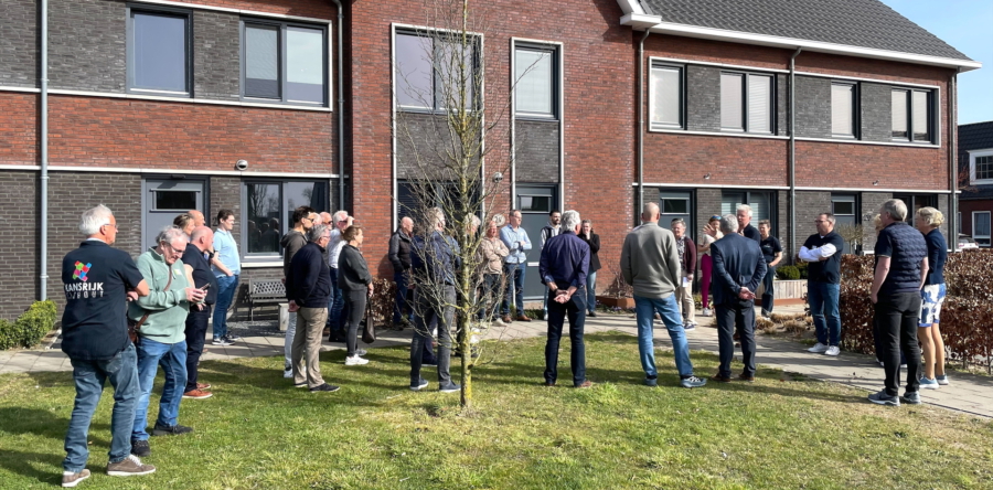 ‘Gewoon Elshout, fijn samen’ afgelopen vrijdag afgetrapt