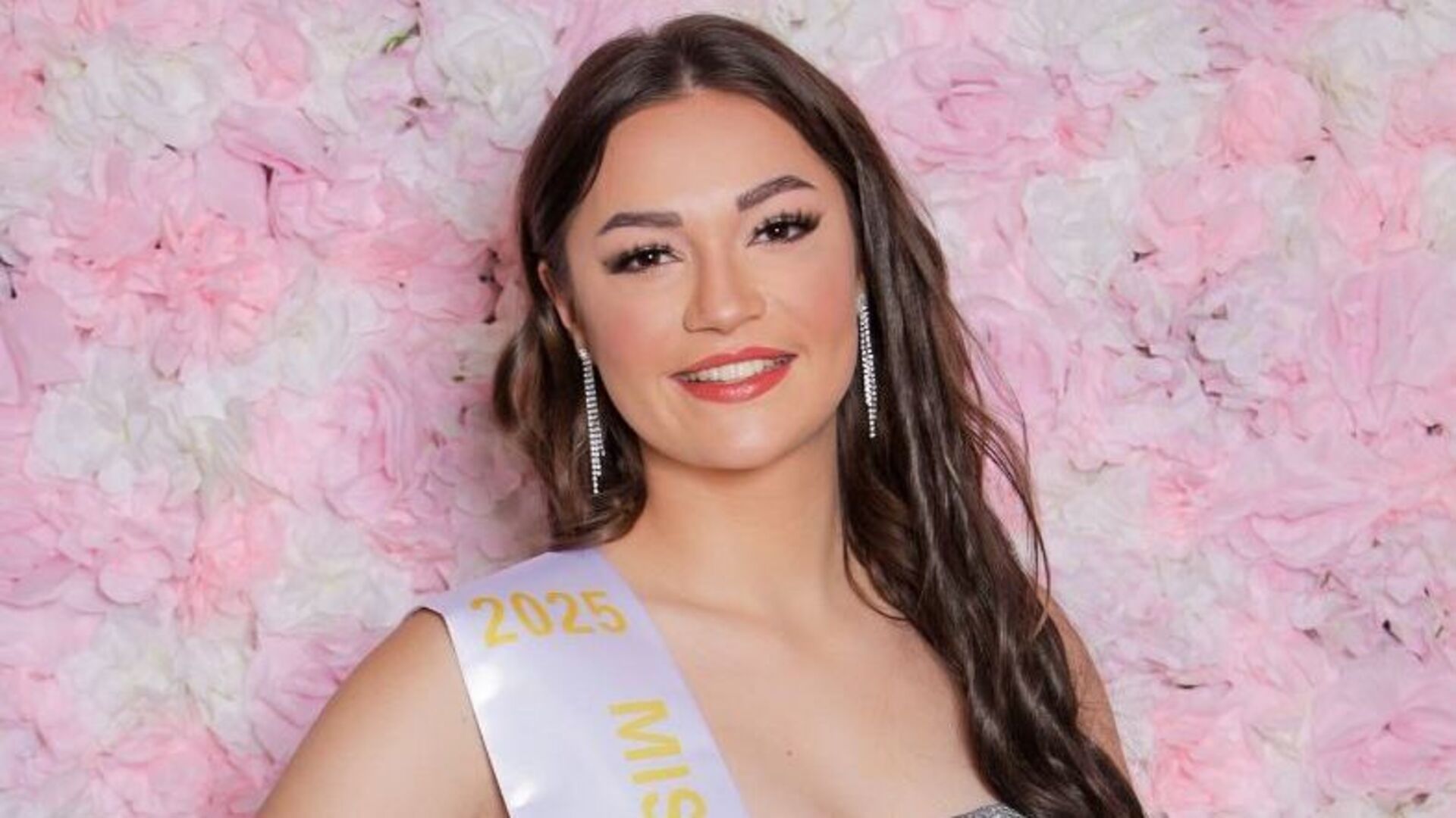 Kiki Wolfs is finaliste Miss Aura Netherlands: 'Ik wil alles leren'
