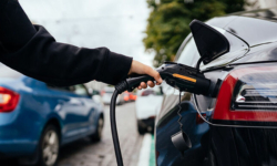 Elektrische auto opladen? Hier in de Langstraat is dat het duurst