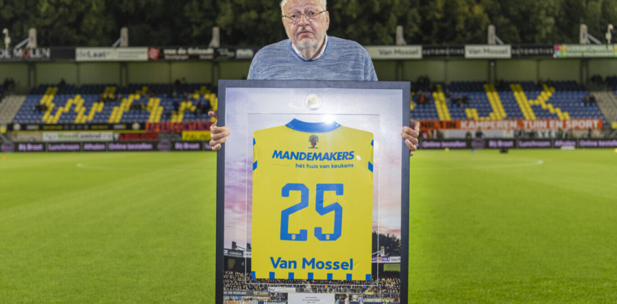 Stadionspeaker RKC Waalwijk Nol Roeloffzen stopt na dit seizoen