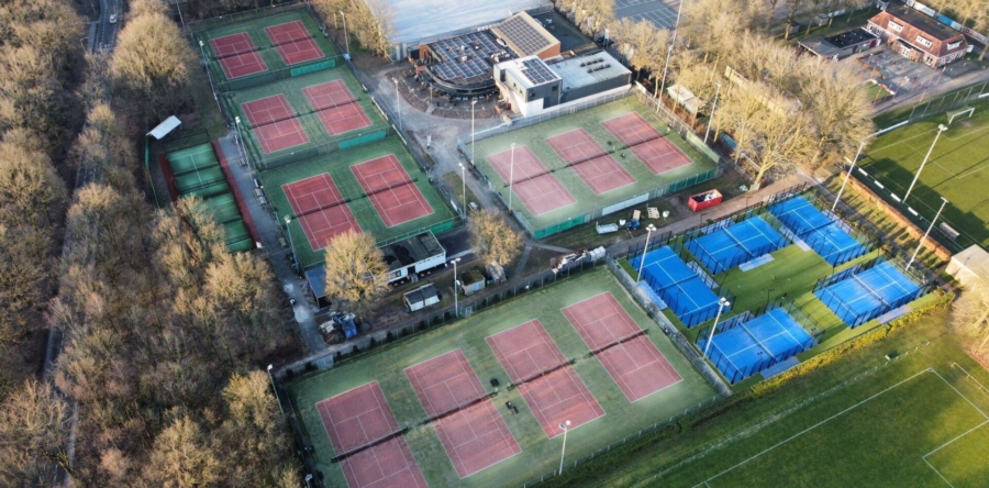 TPV De Hoge Heide in Vlijmen opent vijf nieuwe padelbanen
