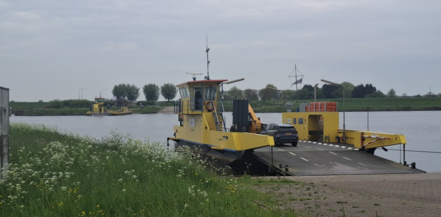 Winterdienstregeling Bergsche Maasveren van start