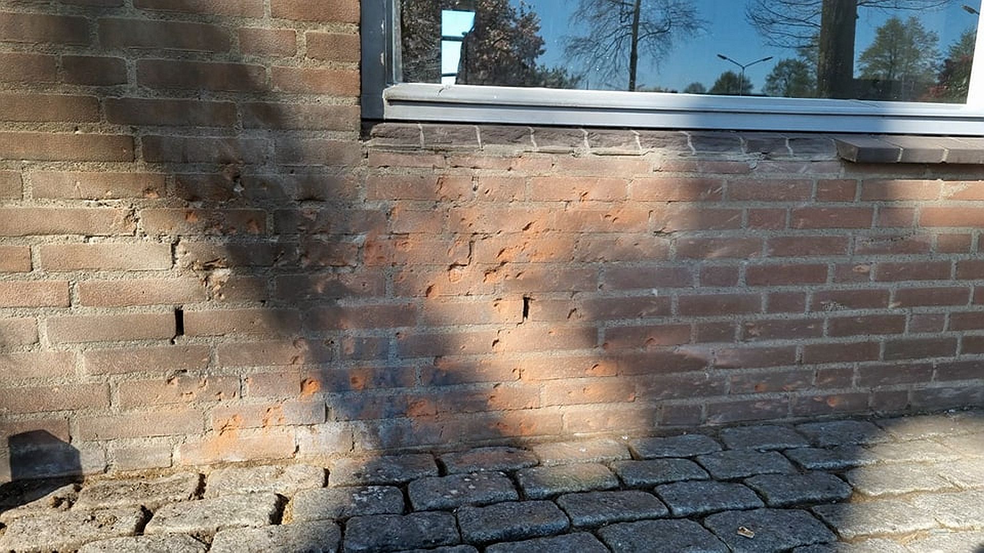 Explosie in De Moer treft 3 woningen