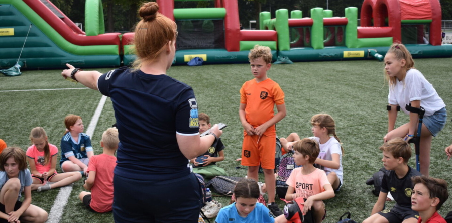 Basisscholen trappen dit weekend project ‘Scoren voor gezondheid’ af