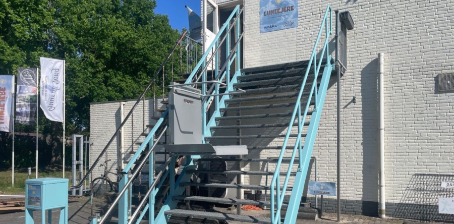 Trap en lift bij Lumiejére in gebruik genomen