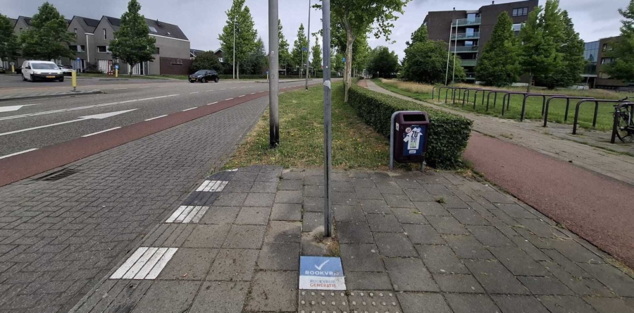 Rookvrije tegel onthuld bij een Drunens bushokje
