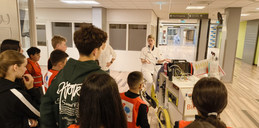 Petje Af helpt kinderen met beroepskeuze: ‘Gaat om ervaring opdoen’