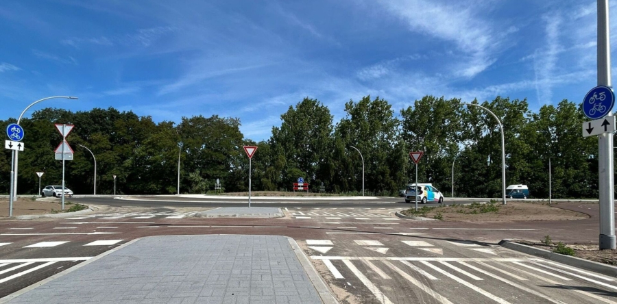 Rotonde Spoorlaan in Nieuwkuijk eindelijk klaar