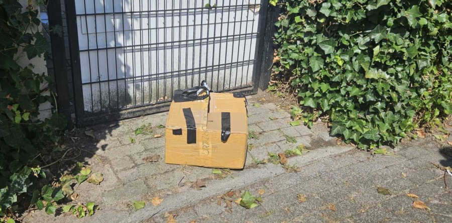 Doos bij asiel Waalwijk gevonden waar waarschijnlijk kittens inzaten