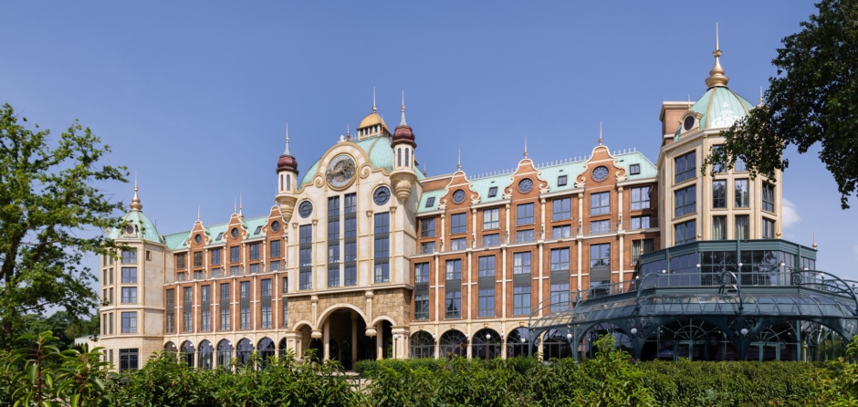Efteling doet reuzenstrik om Grand Hotel voor wereldrecordpoging
