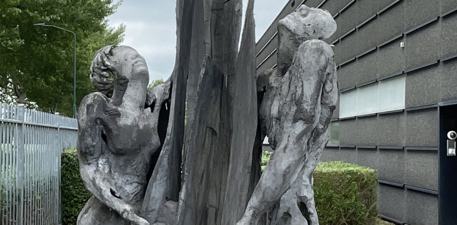 Kunstwerk ‘Samen onderweg’ naar Kasteelhoevenweg na stemronde