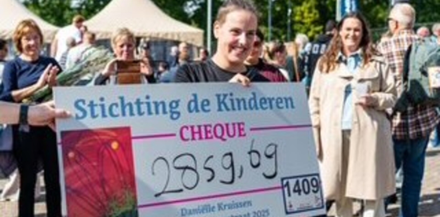 Daniëlle haalt 2859,69 euro op voor Stichting de Kinderen tijdens 80