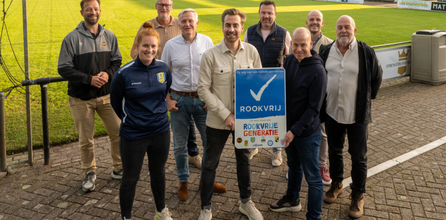 Voetbalclubs zetten eerste stap naar rookvrije sportparken